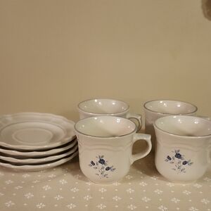 Pfaltzgraff Poetry White and Blue Floral Rose Mugs